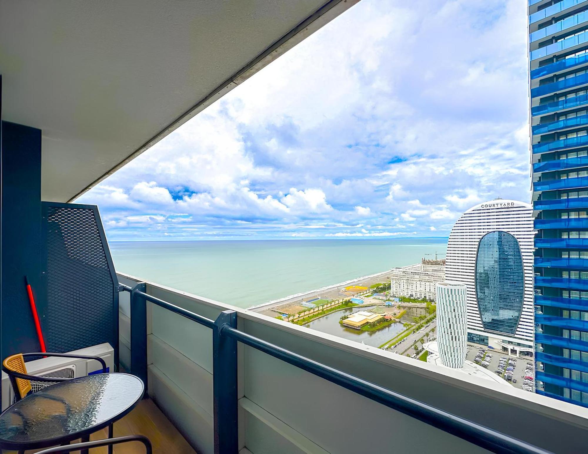 Orbi Panoramic Aparthotel Batumi Luaran gambar